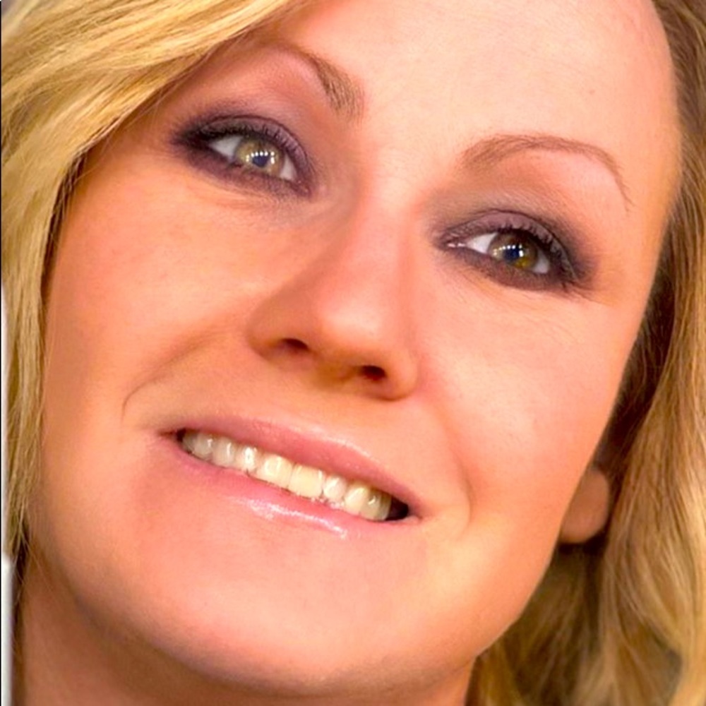 Meet your Posher, Sandra